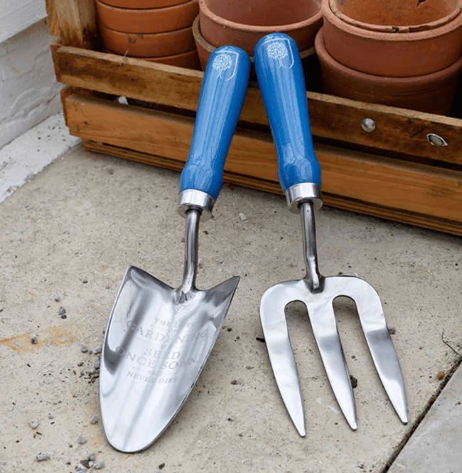 Hovedbilde RHS gaveeske - British Meadow med håndgreip og spade